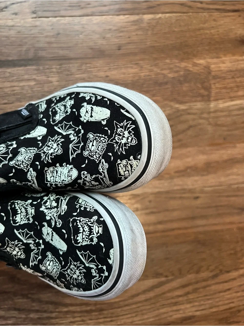 Rare Glow In The Dark Vans Spooky Halloween Slip On Cat Monster Bat 2.5 Shoe